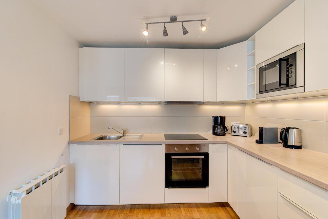 Apartment Fermes Du Montenvers B11 - Alpes Travel - Central Chamonix - Sleeps 4 Екстер'єр фото