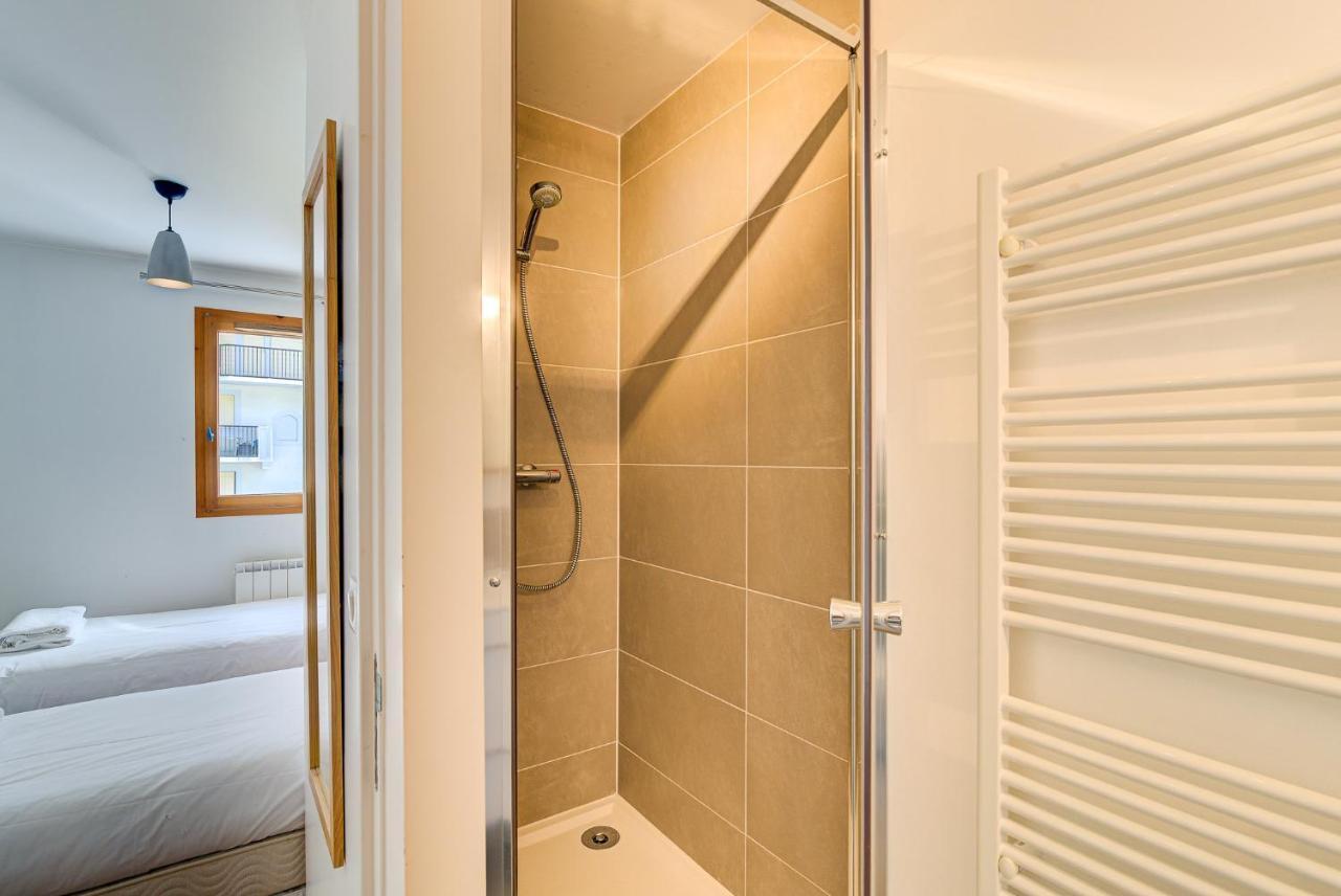 Apartment Fermes Du Montenvers B11 - Alpes Travel - Central Chamonix - Sleeps 4 Екстер'єр фото